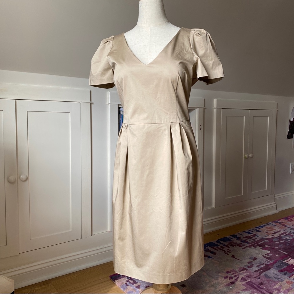 🆕 Moschino Tan V-Neck Dress 14